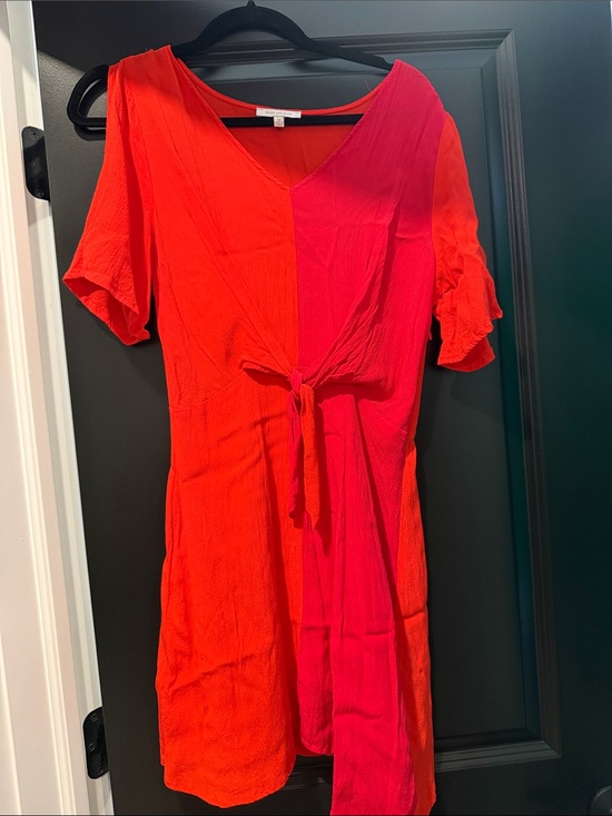 Skies Are Blue Dresses & Skirts - Skies Are Blue Red & Fuchsia V-Neck Tie Dress